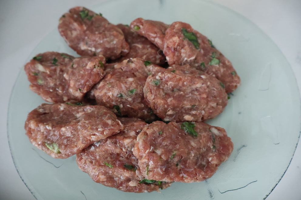 kofte1.jpg,kofte2.jpg,kofte3.jpg,kofte4.jpg,kofte5.jpg,kofte6.jpg,kofte7.jpg,kofte8.jpg